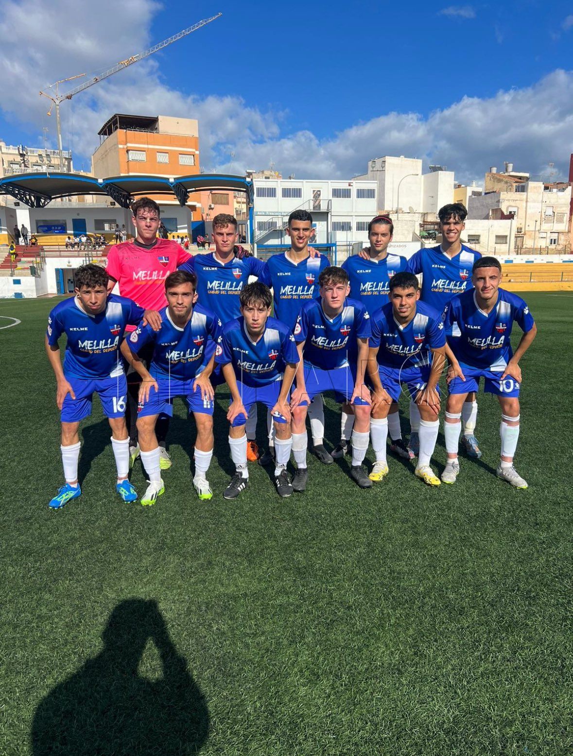 GHBzWG5W4AAH6Dd El Rusadir recibe en La Espiguera al colista de la tabla, el CD Oriente