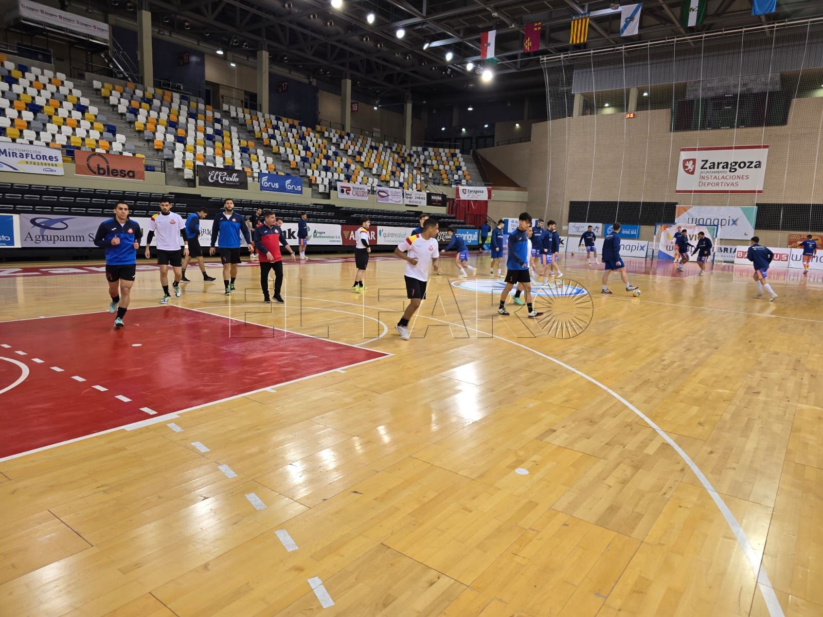 GHcemg6WsAAebr4 El Melistar deja una ocasión para ganar fuera de su pista