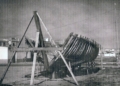 Industrial.Construcción de barco en Paseo Maritimo 1979 Antonio Bravo, unos recuerdos "siempre muy cerca del mar"