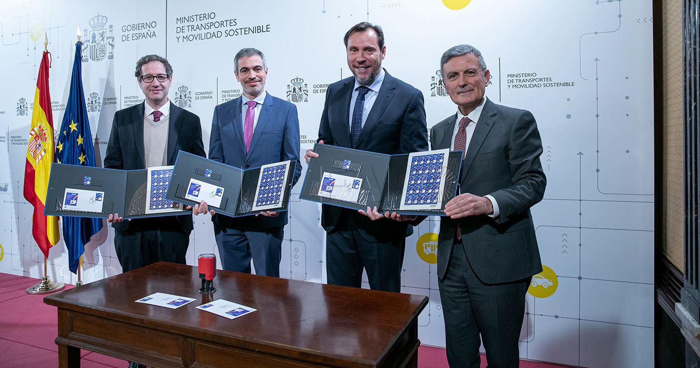 Presentación Sello Elecciones Europeas 2024 2 recorte Correos presenta un sello que conmemora las elecciones al Parlamento Europeo 2024