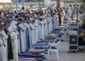 RAMADAN REZO 280A1744 1 El rezo colectivo del Eid al-Fitr reúne a 7.000 melillenses en una defensa de la convivencia y la hermandad en Melilla