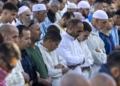 RAMADAN REZO 280A1749 1 El rezo colectivo del Eid al-Fitr reúne a 7.000 melillenses en una defensa de la convivencia y la hermandad en Melilla