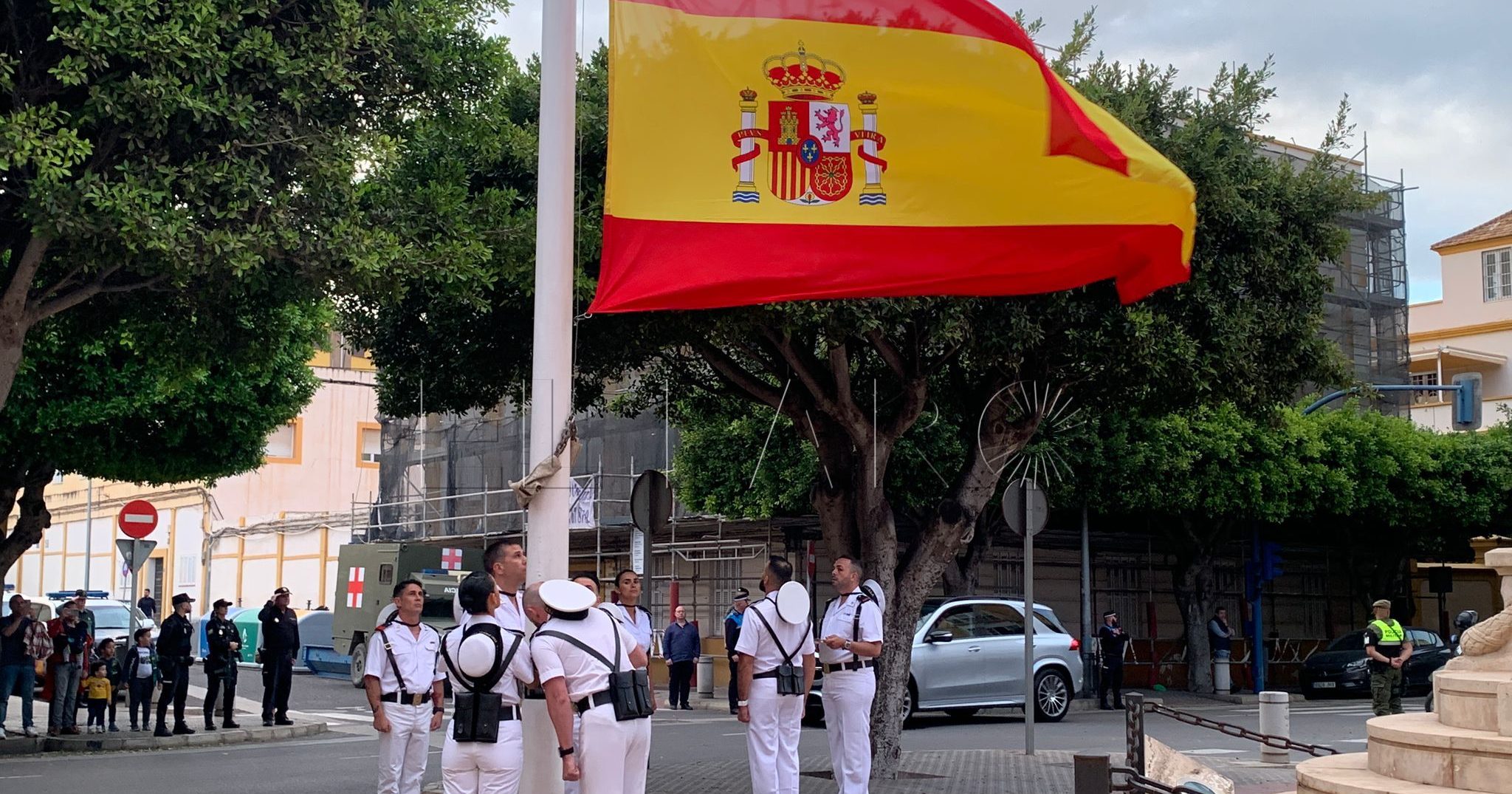 WhatsApp Image 2024 04 25 at 20.45.27 e1714072278913 La ULOG 24, protagonista del arriado de Bandera del mes de abril