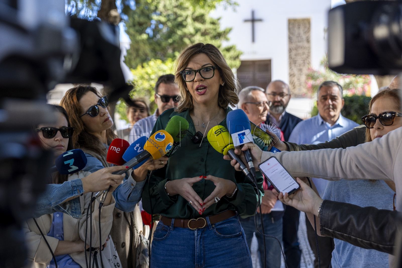 11 1 1 Los planes de empleo deben salir adelante