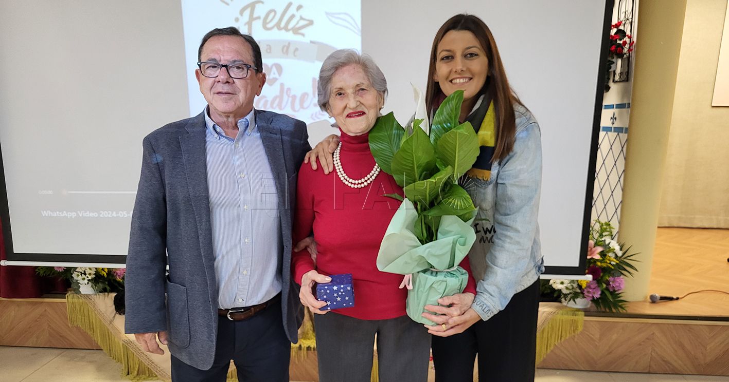 20240502 172510 recorte El Centro Social de Mayores celebra el Día de la Madre