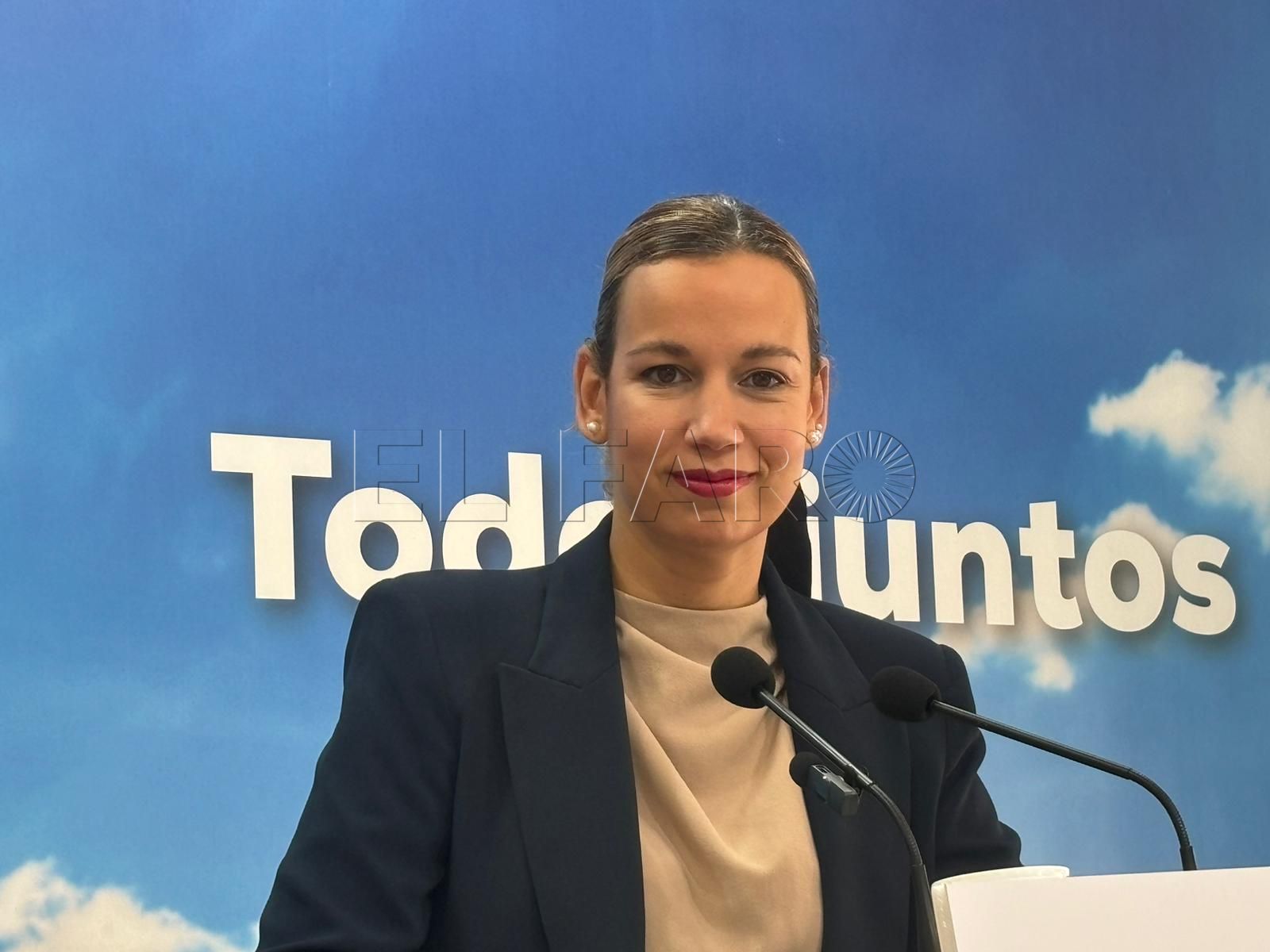 El PP afea a la delegada que use horas de su trabajo en los plenos de control