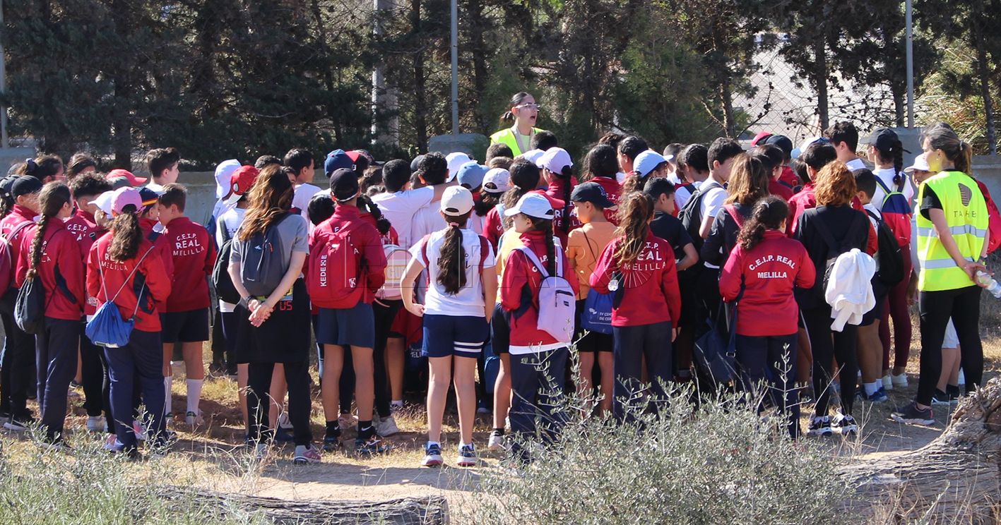 Talher comienza sus jornadas de concienciación mediambiental con la visita del CEIP Real al barranco del Nano
