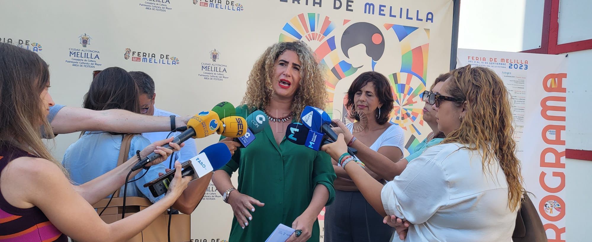 El Gobierno afirma que sí hay un protocolo para el centro de crisis 24 horas