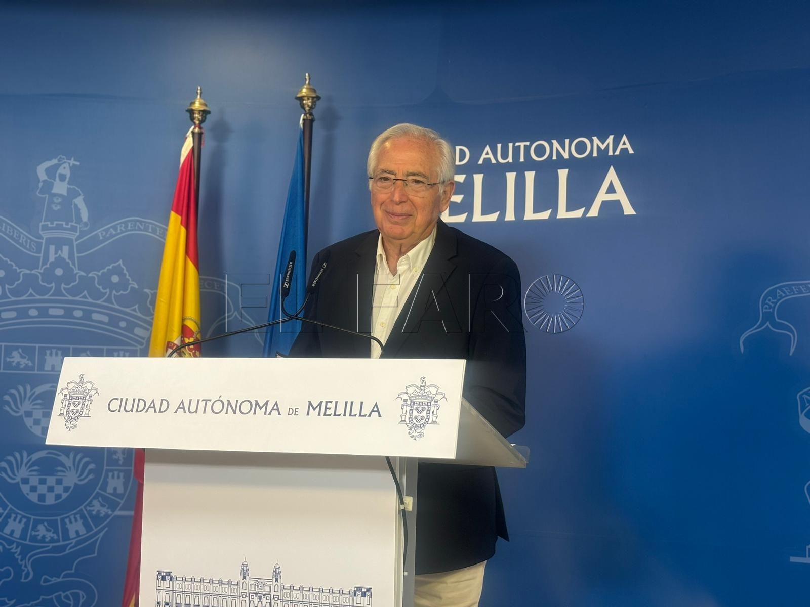 Acuerdo para tarifas aéreas de 15 euros para residentes y 37 para no residentes