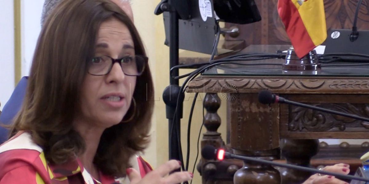 Fadela 1 "¿Dónde vive usted en Melilla o en una realidad paralela?"