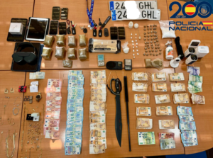 Foto 1 3 La Policía Nacional desarticula un nuevo punto de venta de drogas en la Cañada de Hidum