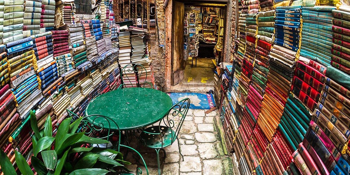 Foto 1 Pagina 18 ¿Una librería bajo el agua? En Venecia es posible, ¿Su nombre? ‘Acqua Alta’