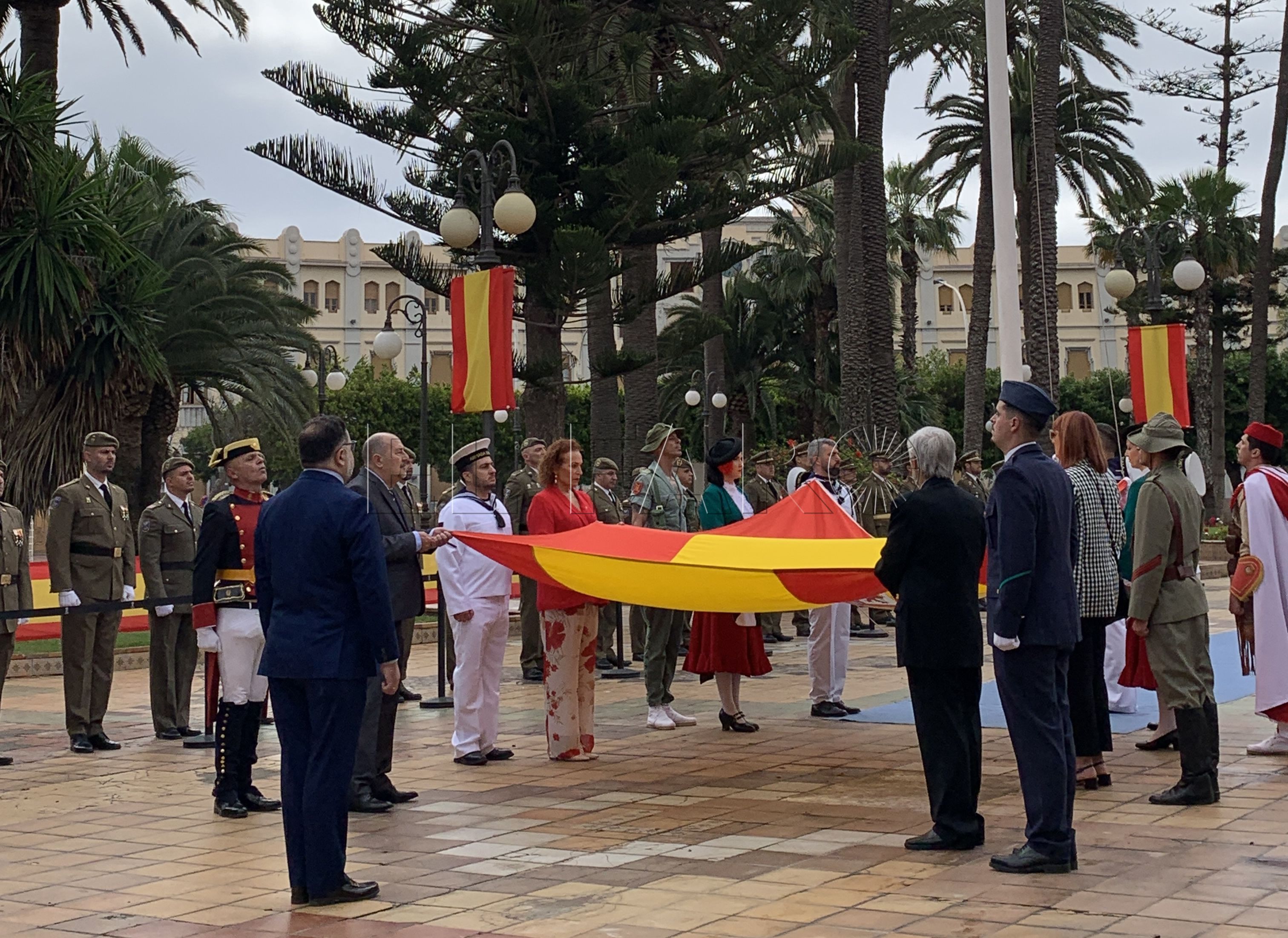 IMG 3210 El solemne acto de izado de la Bandera da inicio a los actos del DIFAS 2024