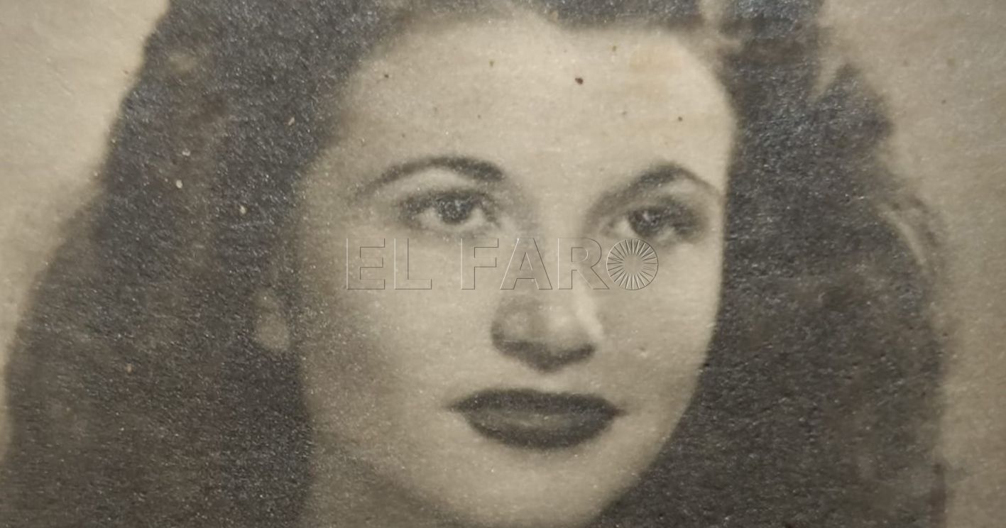 Mari Cubo Jimenez recorte ¡Feliz cumpleaños, Mari! ¡Bienvenida a tu Melilla!