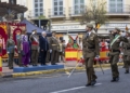 WhatsApp Image 2024 05 25 at 21.39.13 4 Cientos de melillenses arropan a los militares en el desfile del DIFAS