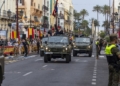WhatsApp Image 2024 05 25 at 21.39.17 4 Cientos de melillenses arropan a los militares en el desfile del DIFAS