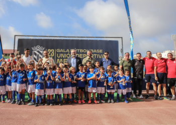 Entrega de premios a jugadores y técnicos de la cantera azulina