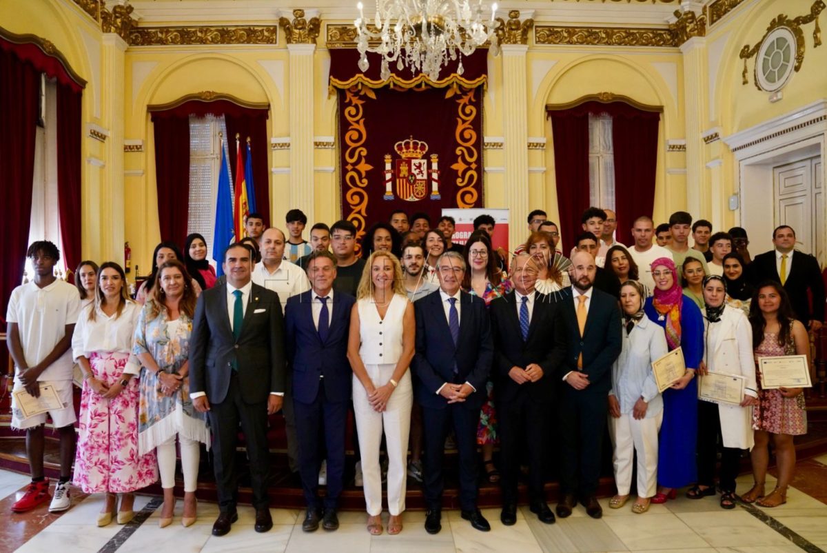 3556c4f0 7dfc 42d9 abca 57d91ddf832c e1718385950917 Entregados los diplomas de la Escuela de Hostelería de Melilla