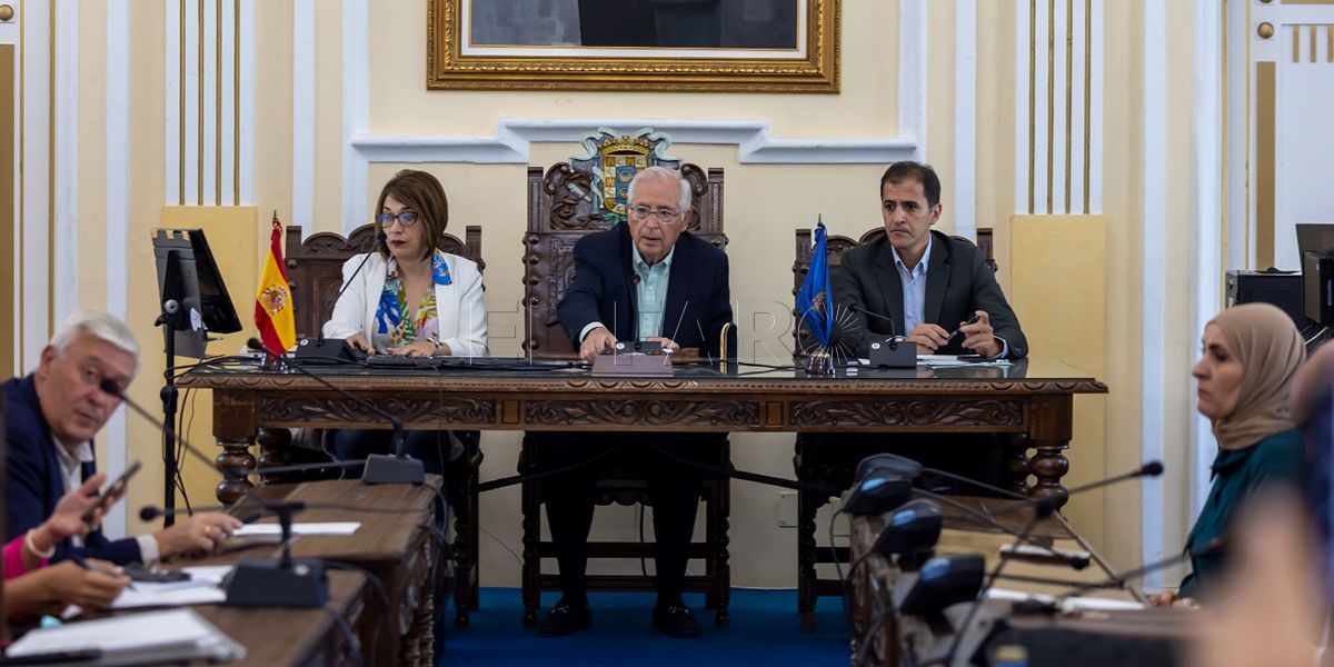 Pleno Web 1 La Asamblea da luz verde a tres modificaciones presupuestarias por valor de 32 millones