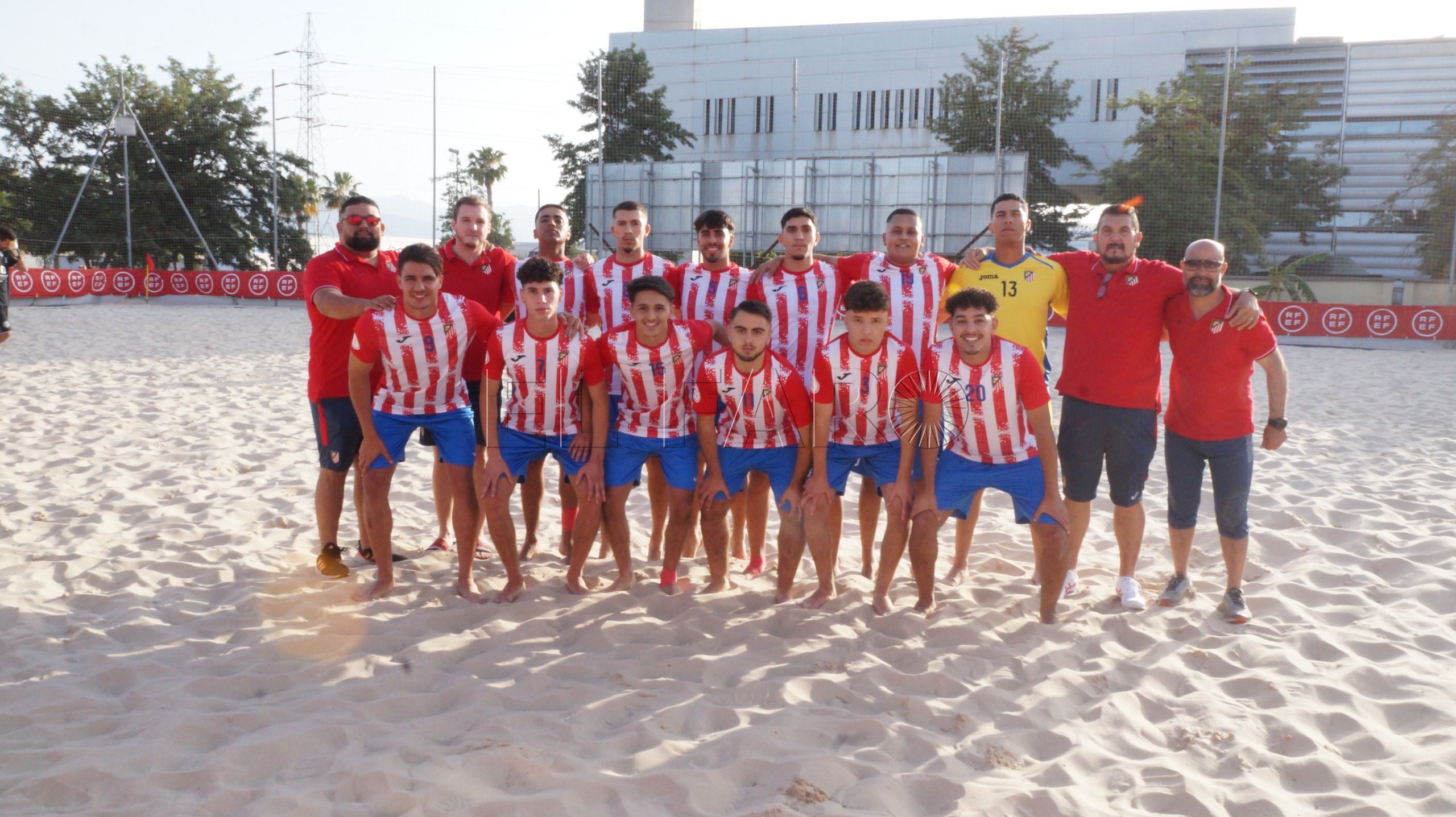 Buen papel de los equipos locales en la Segunda División masculina de fútbol playa
