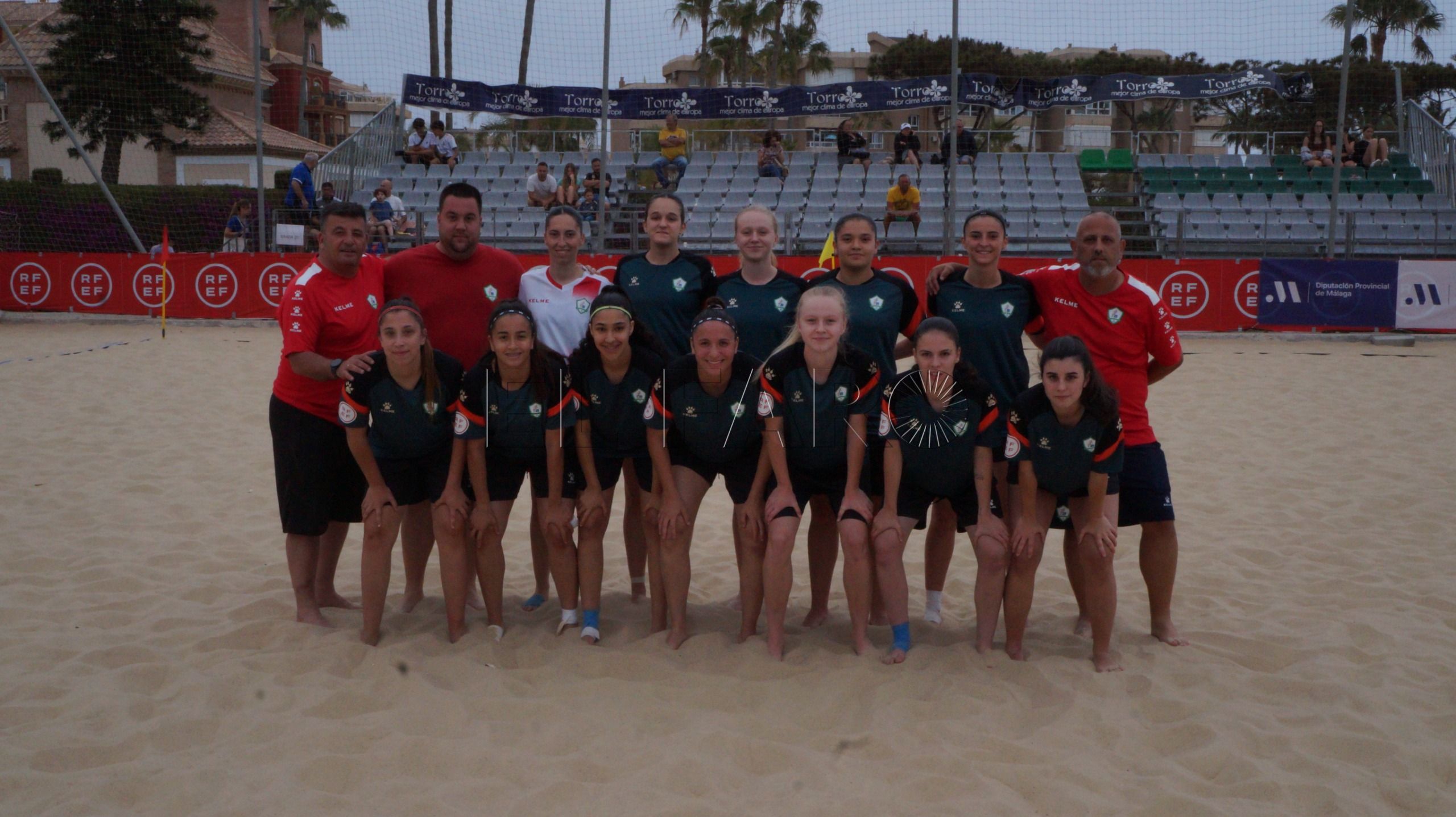 WhatsApp Image 2024 06 25 at 12.24.04 El Higicontrol B y la Peña Real Madrid tuvieron un buen Nacional de fútbol playa femenino
