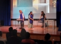 aa423c22 1a15 46aa 995c 0ba178339759 El grupo de teatro Los Trastos despierta en entusiasmo del público con la obra Enredos en el rellano