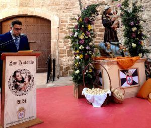 b8e923f8 1d93 4b6a b1f5 4b9beb23a985 La Casa de Ceuta celebra San Antonio con una exitosa participación