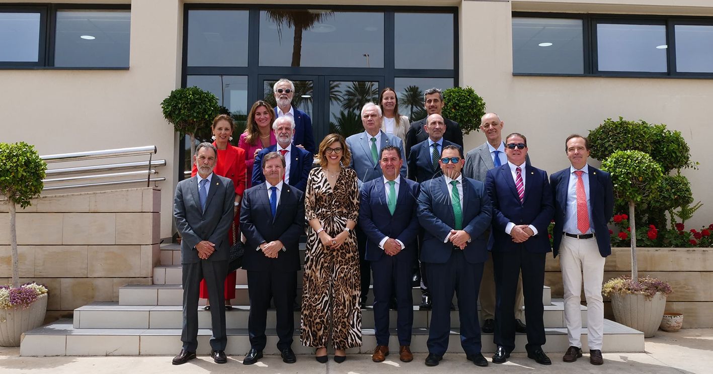 reunion agentes de aduana y moh recorte Los agentes de aduanas, satisfechos del pleno del Consejo General celebrado la pasada semana