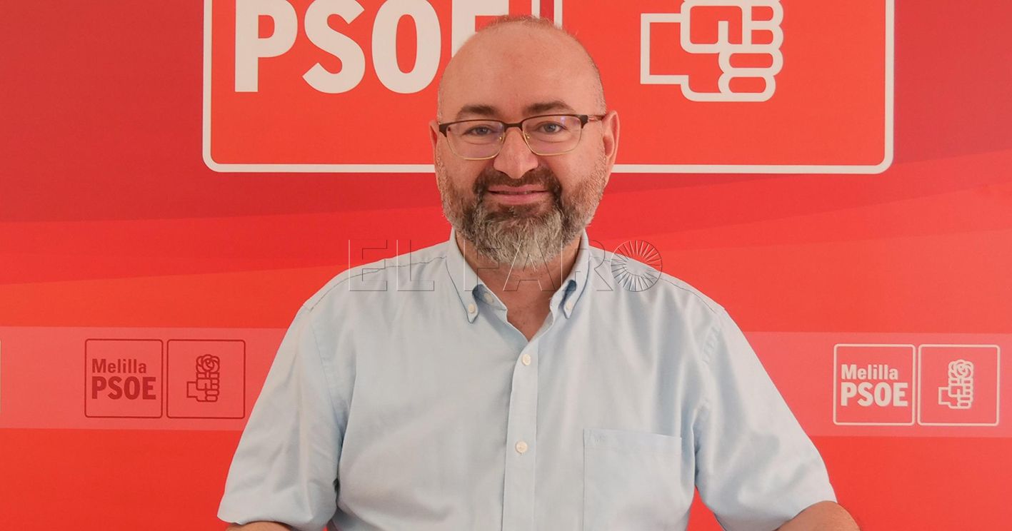 robles recorte Robles: “Imbroda vive en un mundo paralelo donde la realidad no tiene cabida”