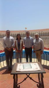59ce1cdf 86d8 4e06 aba3 cf5f2dd4ca36 La plaza de toros de Melilla continúa recibiendo visitantes en pleno verano