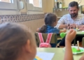 Captura de pantalla 2024 07 12 a las 23.05.08 copia recorte Bonnemaison visita el tercer taller de inglés de CentrosD2 con 110 niños participantes del programa 'Educa Verano'