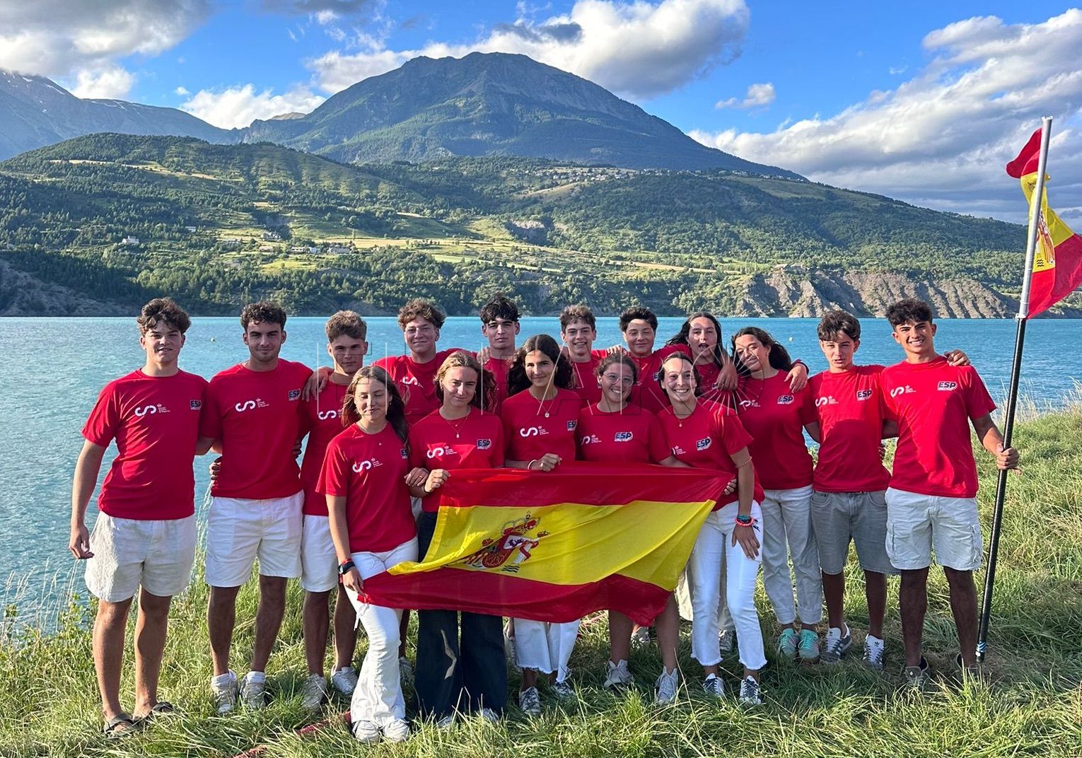 Equipo Nacional iQFOil La melillense Azul Sánchez, en el Europeo de Iqfoil en Francia