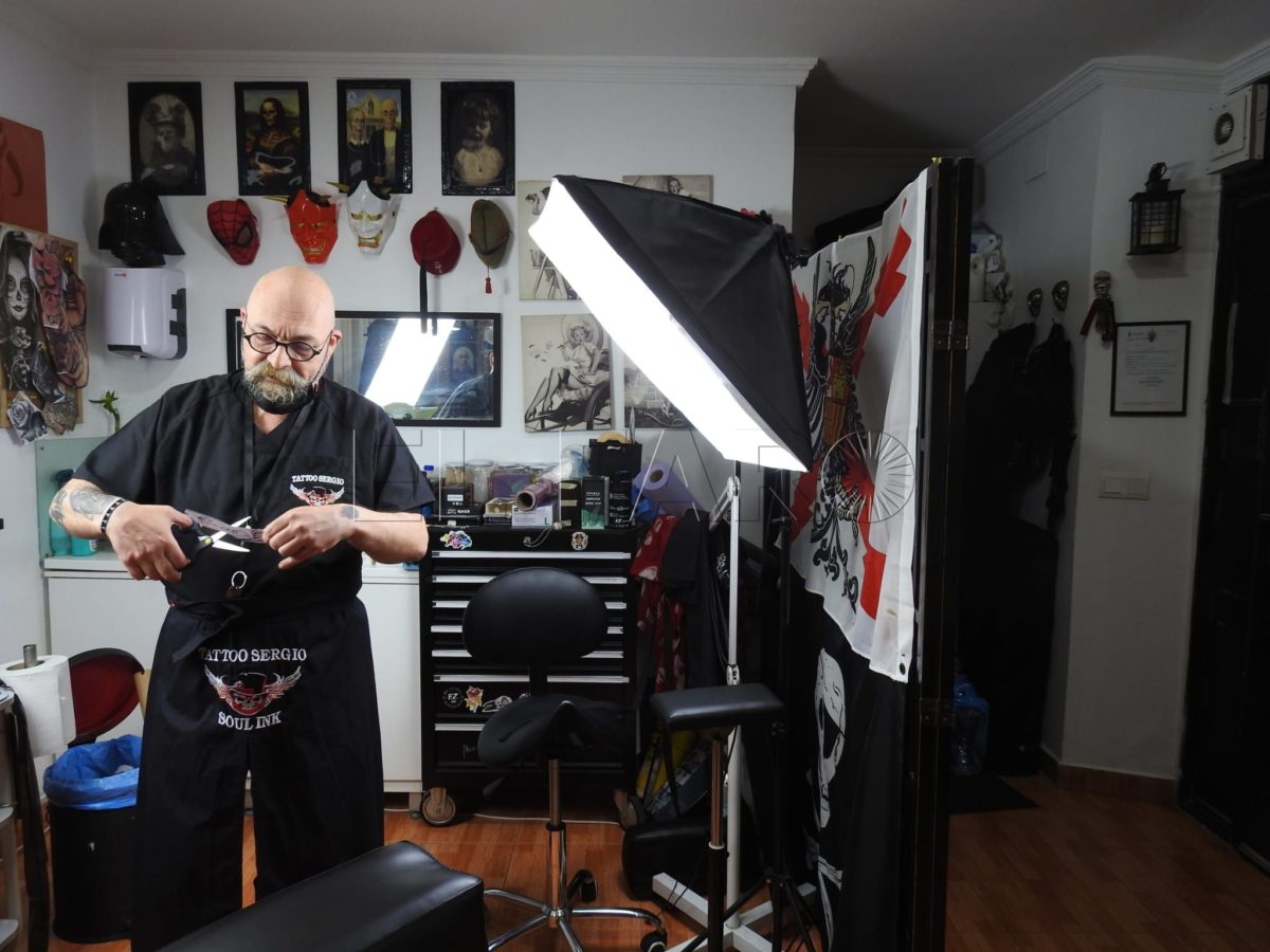 Sergio tattoo e1721908045740 El Carrillo| Sergio López: "Mi mayor satisfacción es ver la sonrisa del cliente y saber que, si haces un buen trabajo, tendrás un amigo para siempre"