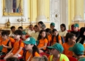 WhatsApp Image 2024 07 04 at 11.39.53 Unos 50 niños de las colonias de la Asociación Inserción visitan la Asamblea
