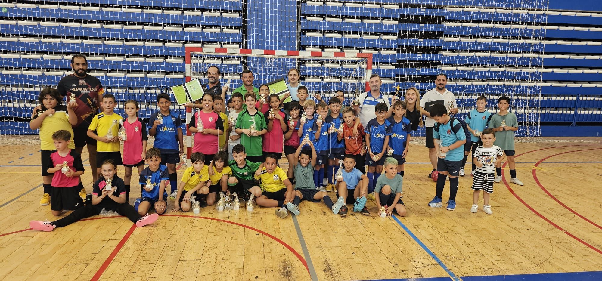 WhatsApp Image 2024 07 06 at 14.20.01 El CD Gimnástico Melilla gana el Memorial Paquito de fútbol sala benjamín