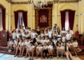 WhatsApp Image 2024 07 10 at 10.35.50 1 Unos 50 niños de las colonias de Cáritas visitan la Asamblea