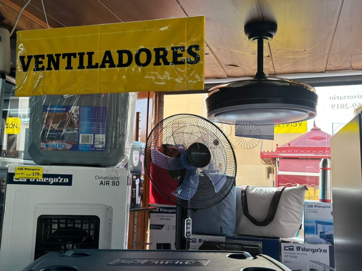 Melilla se prepara para el verano: los ventiladores ganan terreno al aire acondicionado