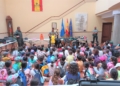 ec32255b 1c2d 4442 ad97 a8b3ecfb8129 La Guardia Civil recibe a alumnos y profesores de Cáritas y La Salle