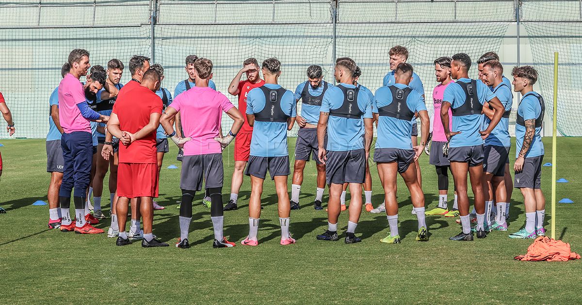 1H8A8615 Última semana de pretemporada de la UD Melilla en el stage de San Pedro del Pinatar