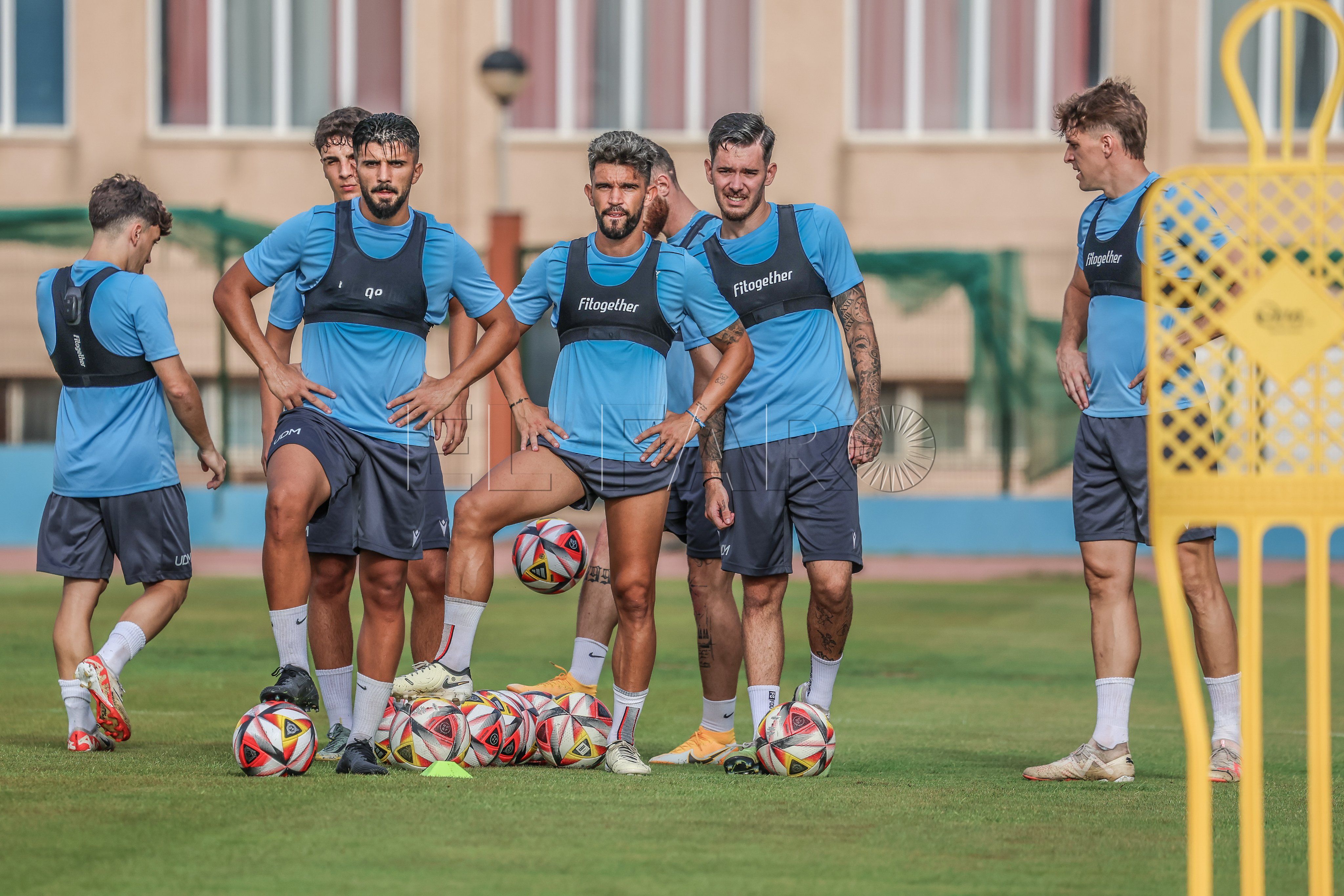 GT1YvOrXMAAz7S8 El Melilla inicia una nueva semana de trabajo con un amistoso en el horizonte
