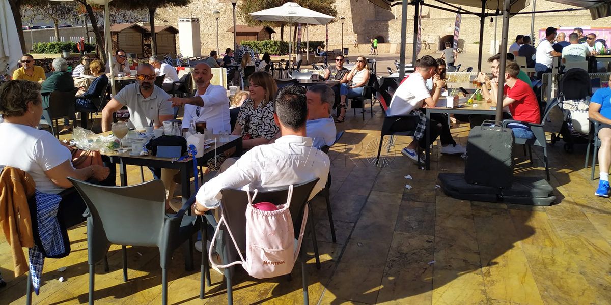 Terraza 1 Los melillenses a favor de la ampliación de horarios en las terrazas si se respeta el descanso de los vecinos