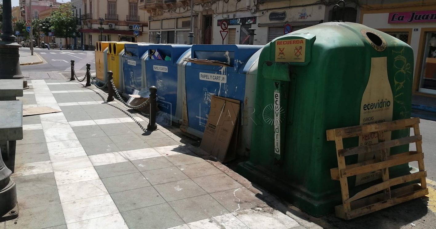 La Policía Local sanciona a 33 personas por "actos incívicos" en el vertido de residuos