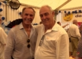 hombres posando El Club Scorpio de Aventuras inaugura su caseta de la Feria anunciando la dimisión de su presidente