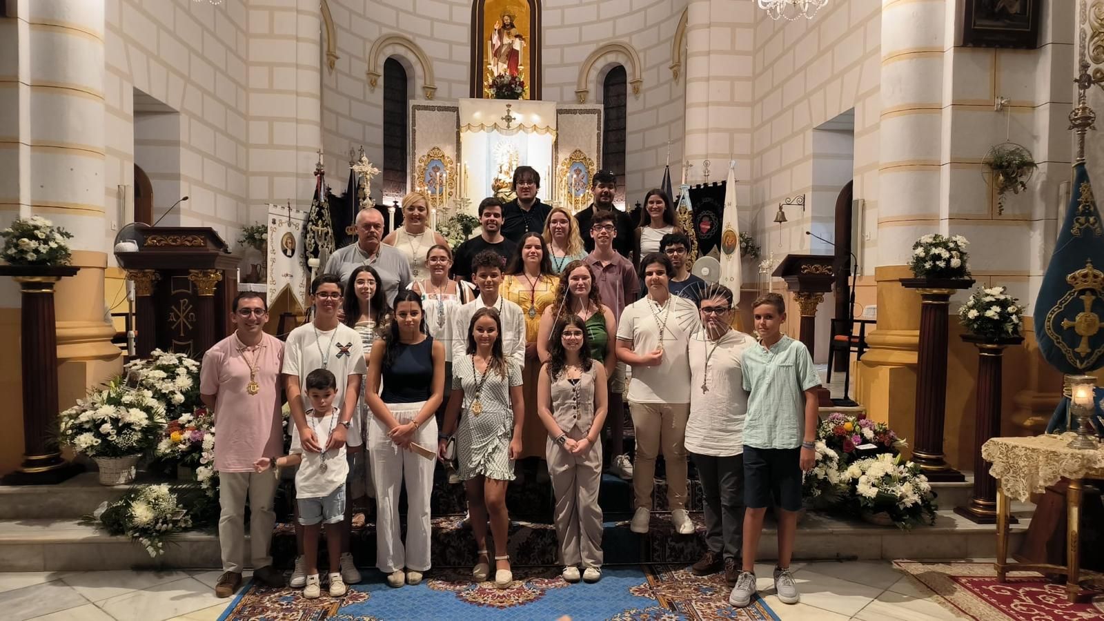23 1 1 Alta participación en los actos de la Novena