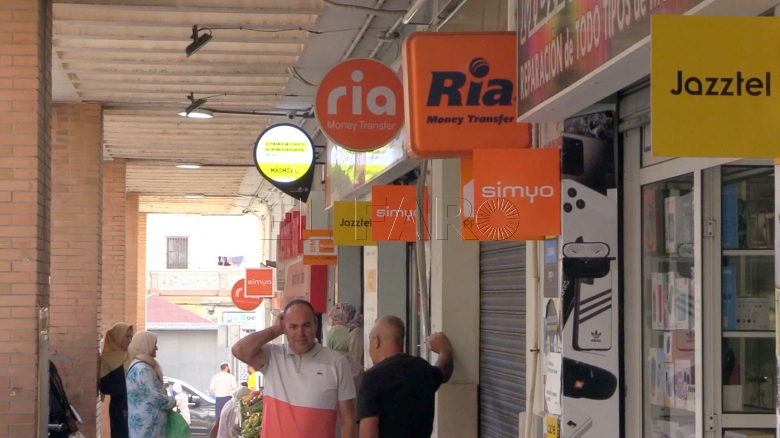 Establecimientos 3 Las ventas de los comercios exteriores del Mercado Central comienzan a repuntar
