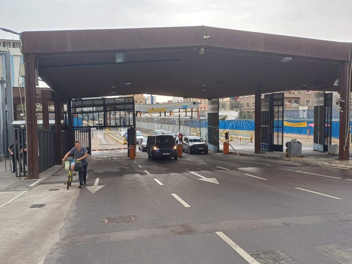 Frontera abajo e1727025237502 El ciudadano que denuncia haber tenido que deshacerse de su aceite de oliva en la frontera insiste en que se produjo "prevaricación administrativa"
