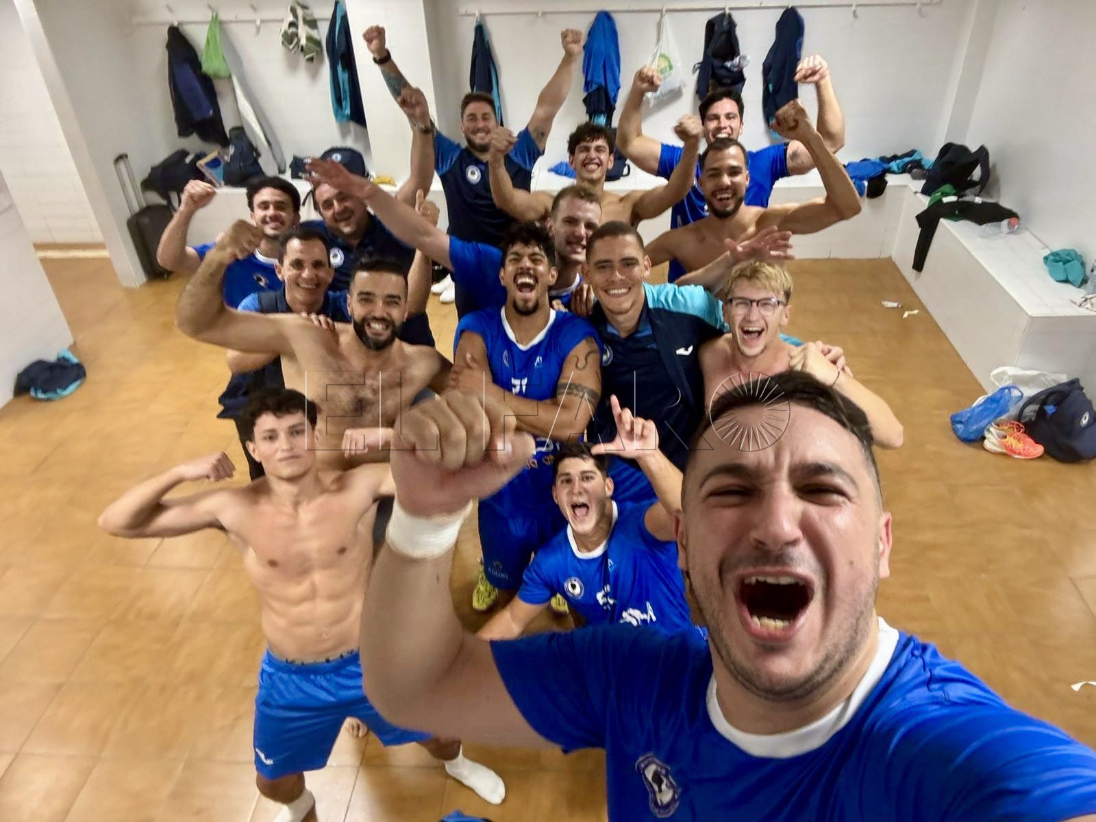 GYpRzdLWQAEyY2e Victoria en el primero de los partidos fuera del Lázaro
