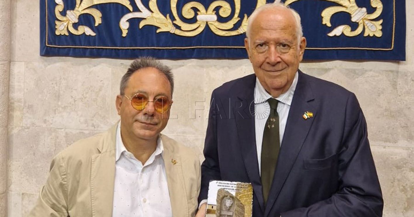 Juanjo Florensa junto a Hugo O Donnell recorte Día de Melilla: felicitaciones desde Madrid y Valladolid