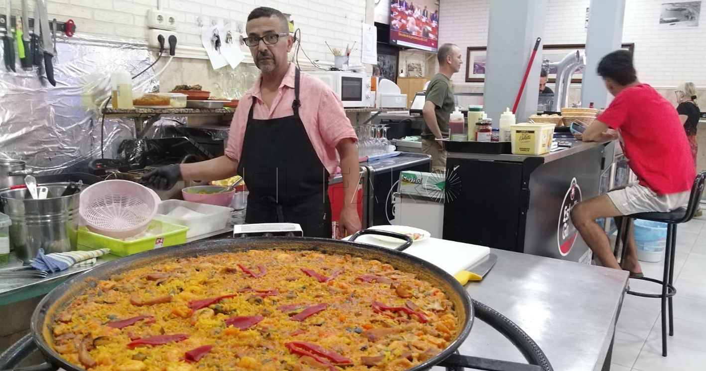 El Centro Hijos de Melilla retoma las paellas los fines de semana