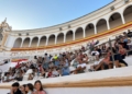 WhatsApp Image 2024 09 05 at 19.55.32 1 Suelta de vaquillas en la Mezquita del Toreo ante numerosos jóvenes